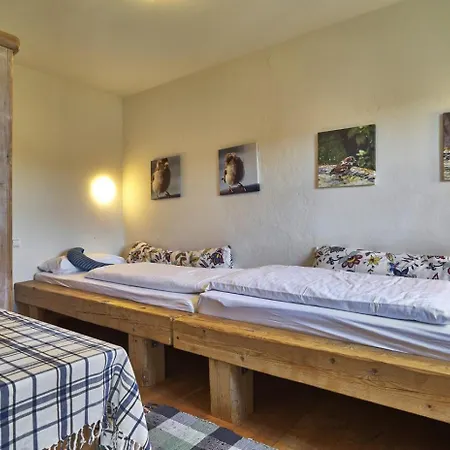 Farm stay Bio-ferienhof Hoefler Untergriesbach