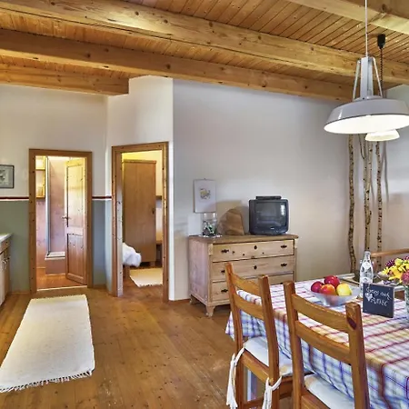 Farm stay Bio-ferienhof Hoefler *