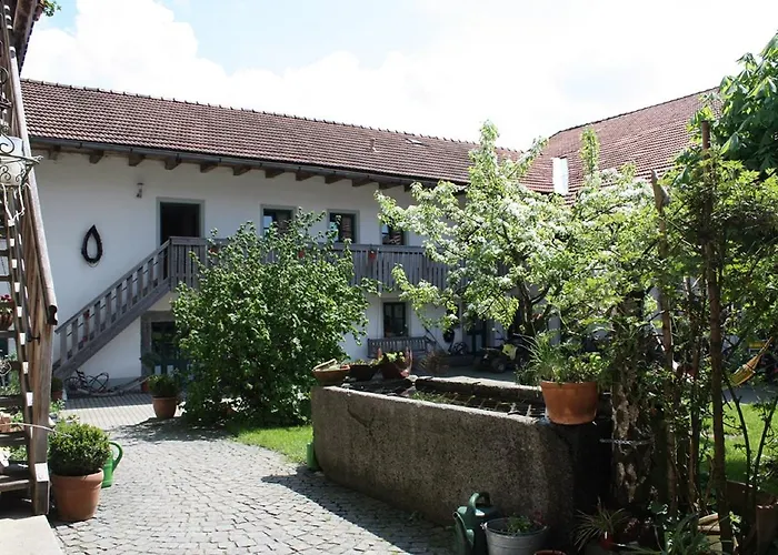 Bio-ferienhof Hoefler *